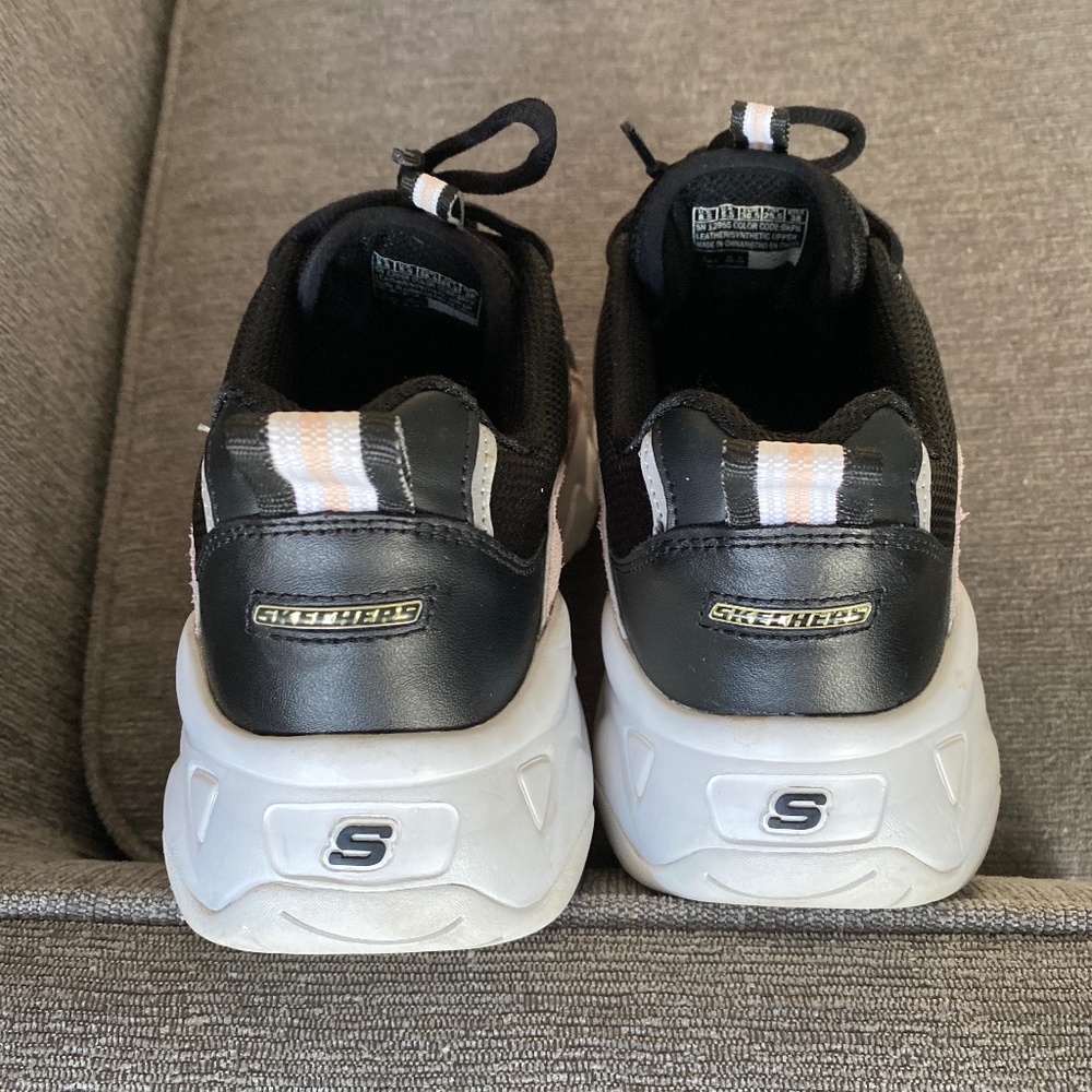 Skechers D’Lite